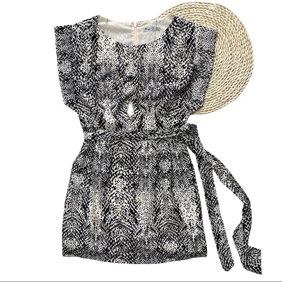 Eliza J Short Sleeve Chic Belted Sash Snakeskin Snake Print Mini Dress 6 petite - Picture 1 of 15